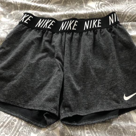 nike grey shorts girls